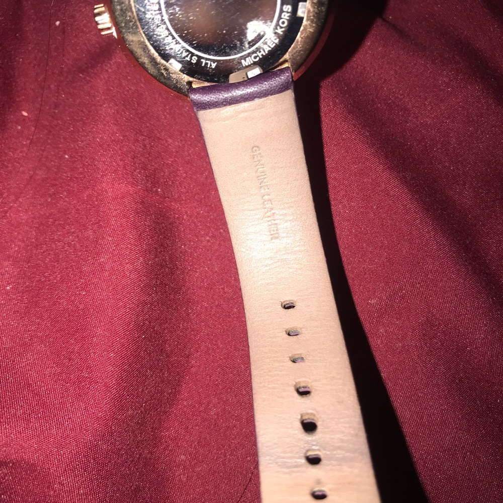 MK purple watch - Picture 6 of 7